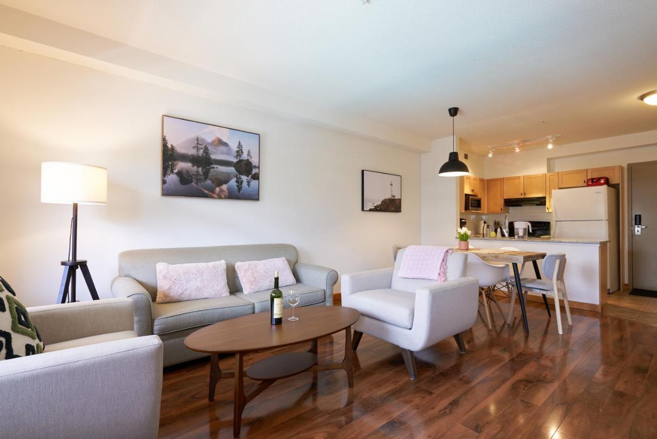 Mtn View Escape With King Size Bed With Outdoor Pool - Banff Pass Included! Appartement Canmore Buitenkant foto